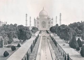 Agra. O Taj Mahal, c1920.