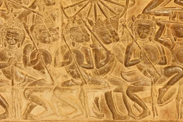 Angkor Wat Detalhe da Escultura de Alívio da Batalha de Kurukshetra, Siem Reap, Camboja