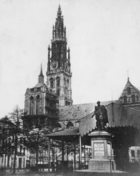 Catedral de Antuérpia e estátua do artista Peter Paul Rubens, Bélgica, 1867