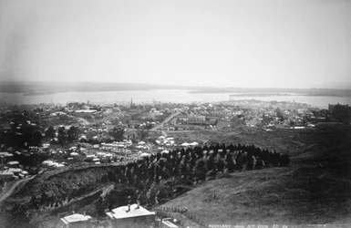 Auckland a partir de Mt Eden, Nova Zelândia, 1899