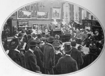 Leilão em andamento nos Phillips auctioneers, Londres, c1901 1901
