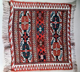 Saco de rosto com soumak brocading, Cáucaso