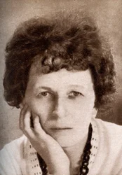 Beulah Marie Dix, roteirista americana, 1933