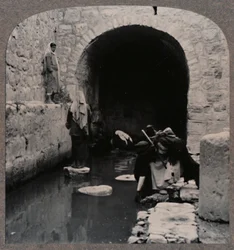 Homens cegos lavando os olhos na piscina de Siloé, c1900