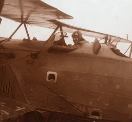 Biplano de Breguet decolando, c1914-c1918