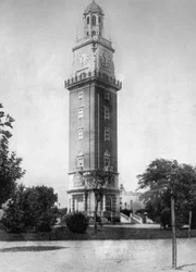 Torre do relógio britânica em comemoração à independência da Argentina, Buenos Aires, Argentina