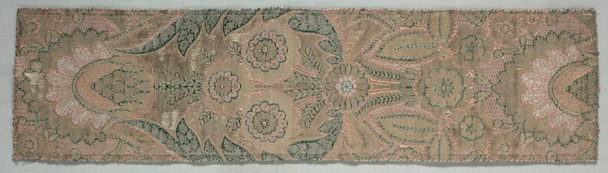 Brocado Têxtil, c. 1700.