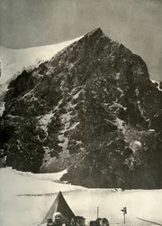 Acampe em 17 de dezembro na Geleira Ferrar abaixo da Rocha Sentinela, 1908, 1909