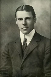 Capitão Fox, 1919.