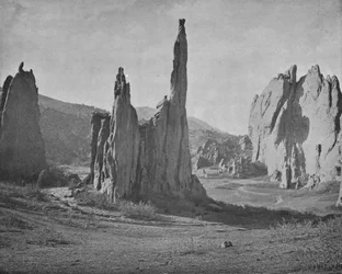 Pináculos da catedral, jardim dos deuses, Colorado, EUA, c1900.