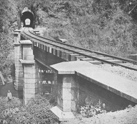 Ferrovia Central do Brasil: Tunelamento através da Serra do Mar, 1914