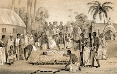 Cerimônia de queimar uma viúva hindu com o corpo de seu falecido marido, 1847