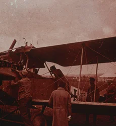 Verificando aeronaves com o piloto, 1916