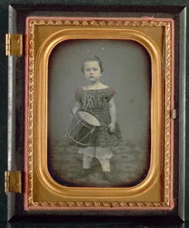 Criança com tambor, década de 1850.
