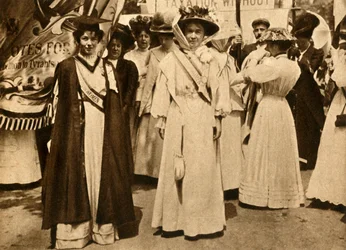 Christabel Pankhurst e Emmeline Pethick-Lawrence, Hyde Park, Londres, 21 de junho de 1908, 1933.