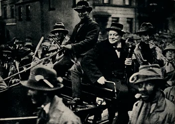 Churchill em Belfast Again, 1926, 1945.