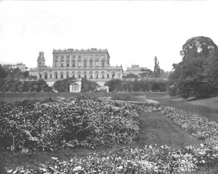 Casa de Cliveden, Maidenhead, Berkshire, 1894.