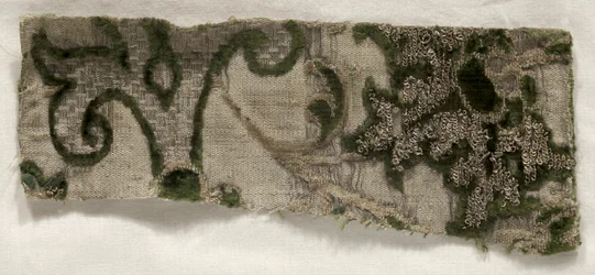 Pano de ouro, século XVI.