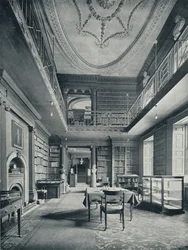Biblioteca da faculdade: A porção central, 1926