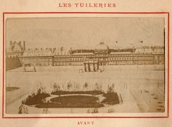 Comuna de Paris (1871): vista do Palais des Tuileries em Paris antes do incêndio de Maio de 1871. Fotografia de Pierre Pepetit. Impressão em papelão, Dim. 9x5,4 cm