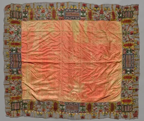 Capa com borda de motivos florais abstratos, século XVIII.