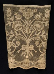 Manguito com videiras florais, século XIX.