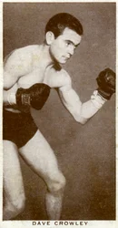 Dave Crowley, boxeador britânico, 1938