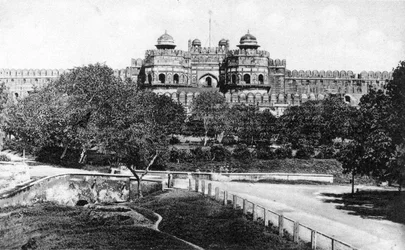 Portão de Delhi, Fort Agra, século XX
