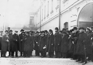 Deputados da primeira Duma assinaram o apelo de Vyborg antes da prisão, 1906