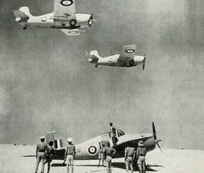 Esquadrão do Deserto - aviões do Fleet Air Arm durante a Segunda Guerra Mundial, c1943.