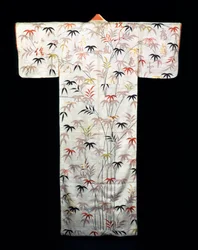 Quimono bordado de cetim branco para senhoras, japonês, período Edo, 1600-1867