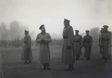Imperador Nicolau II e Grão-Duque Nikolai Nikolaevich em Baranovichi, setembro de 1914, 1914