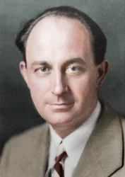Enrico Fermi, físico nuclear americano nascido na Itália, c1938