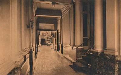 Entrada na Embaixada Cubana em Bruxelas, Bélgica, 1927.
