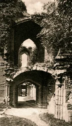 Entrada para a sala de banquetes, Kenilworth Castle, Warwickshire, início do século XX