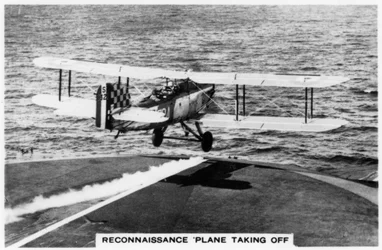 Fairey III F - avião de reconhecimento retirado do porta-aviões HMS Courageous, 1937
