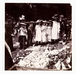 "Fairground awards", vers 1898