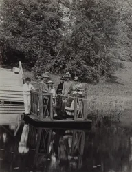 Ferry no Pyotr Durnovo Dacha em Petersburgo, década de 1880