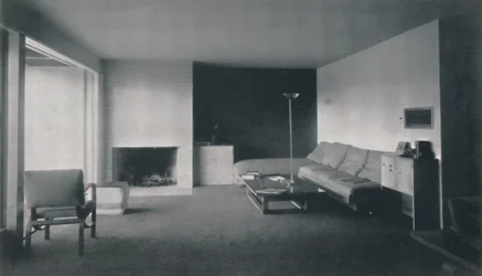 Canto da lareira por Richard J. Neutra, 1942