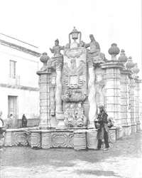 Fonte das águas caindo, Cidade do México, México, c1900.