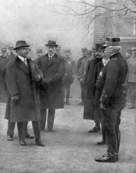 Presidente francês Raymond Poincaré, reunião com Joseph Joffre, 1914.