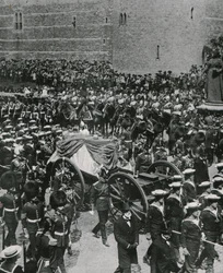 Procissão fúnebre do rei Eduardo VII, Windsor, 20 de maio de 1910.