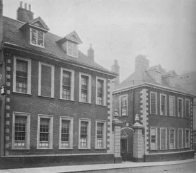 Portal do hospital de Berkeleys, Worcester, Worcestershire, 1924.