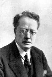 George W.Gough, romancista, início do século XX
