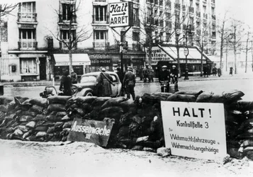 Posto de controle alemão, Paris ocupada, 1940-1944