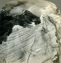 Vista glacial nas Montanhas Rochosas Canadenses ..., BC, Canadá, 1903.