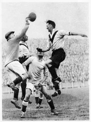 Ação no gol de Clapton Orient, Londres, 1926-1927