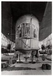 Gôndola de um dirigível Zeppelin, Lago Constança, Alemanha, c1909-1933 1933