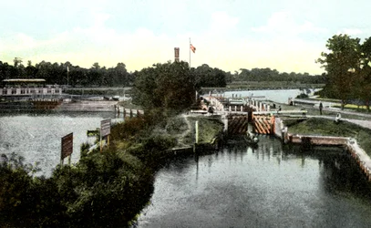 Goring Lock, Oxfordshire, século 20