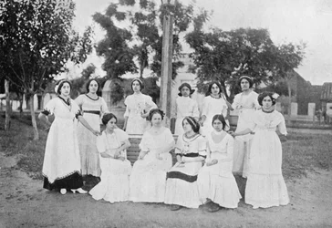 Grupo de mulheres paraguaias, Carapegua, Paraguai, 1911